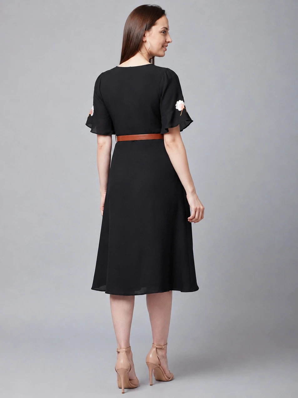 tckty Women Wrap Black Below Knee Dress - Image 5