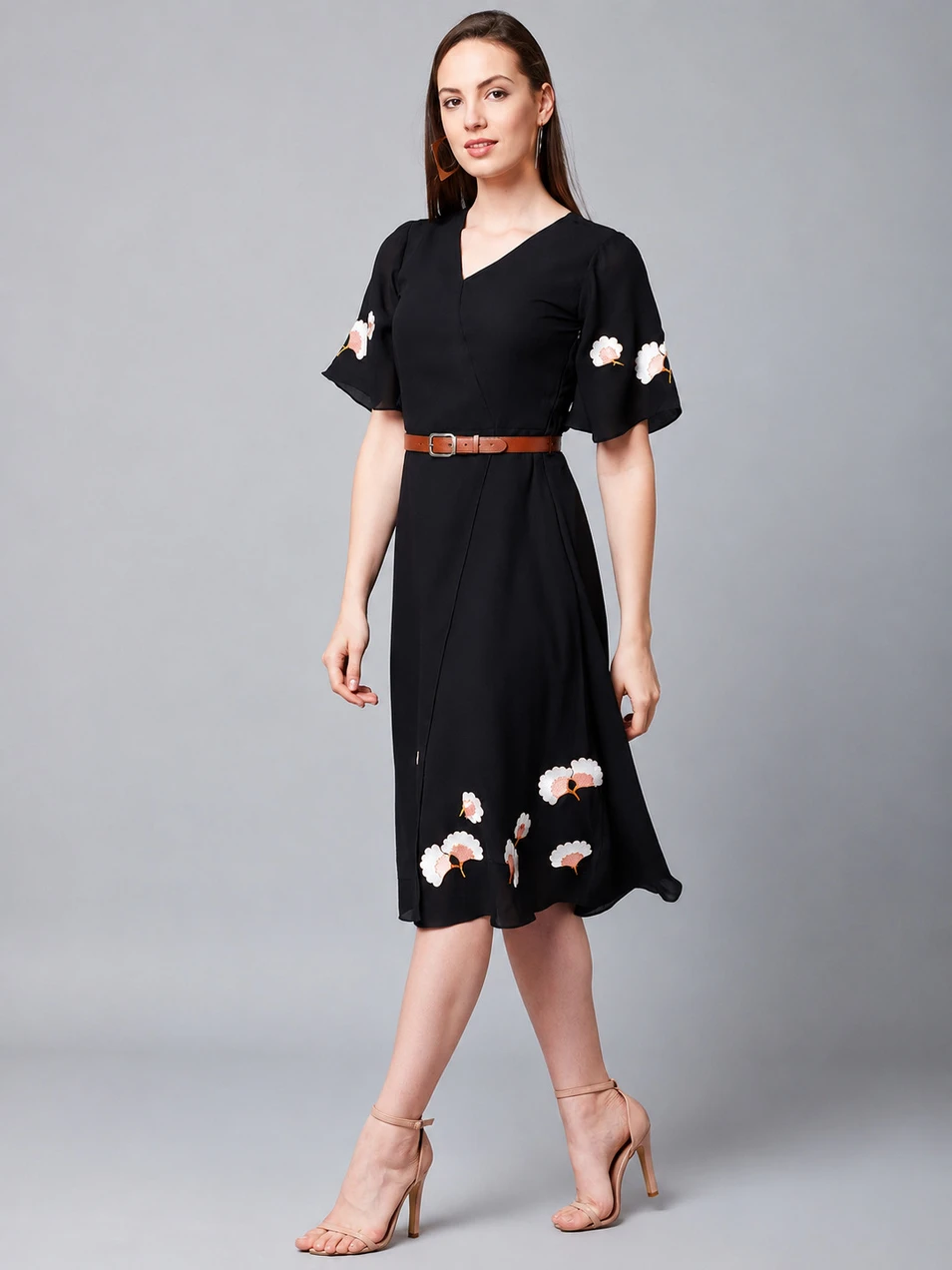 tckty Women Wrap Black Below Knee Dress - Image 3